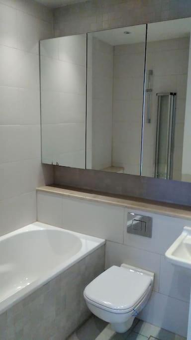 Superior 5* Kensington, London Flat + Free Wi-Fi Lägenhet Exteriör bild