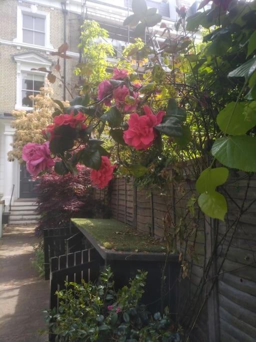 Superior 5* Kensington, London Flat + Free Wi-Fi Lägenhet Exteriör bild