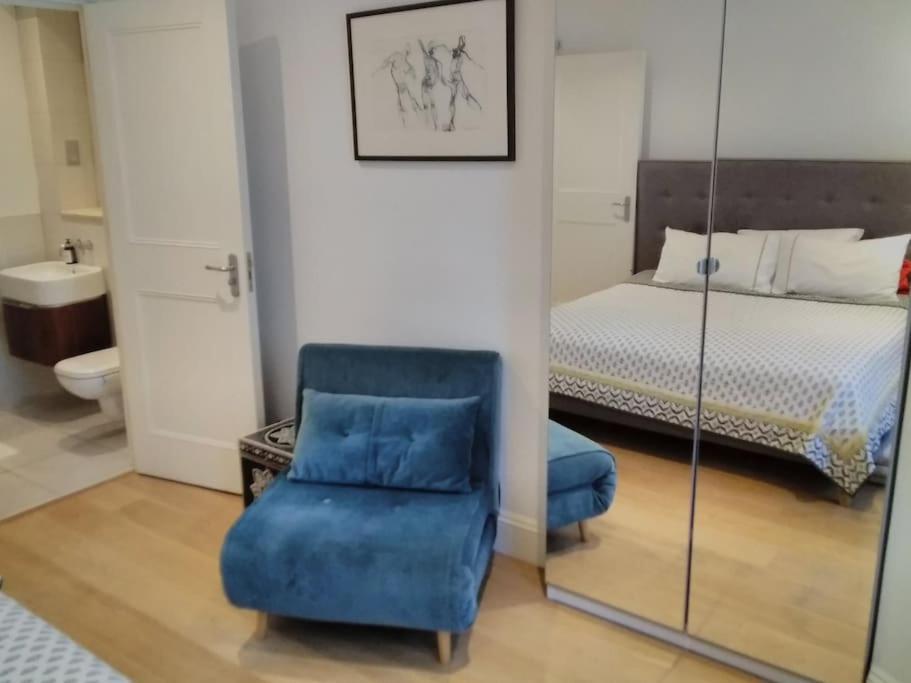 Superior 5* Kensington, London Flat + Free Wi-Fi Lägenhet Exteriör bild